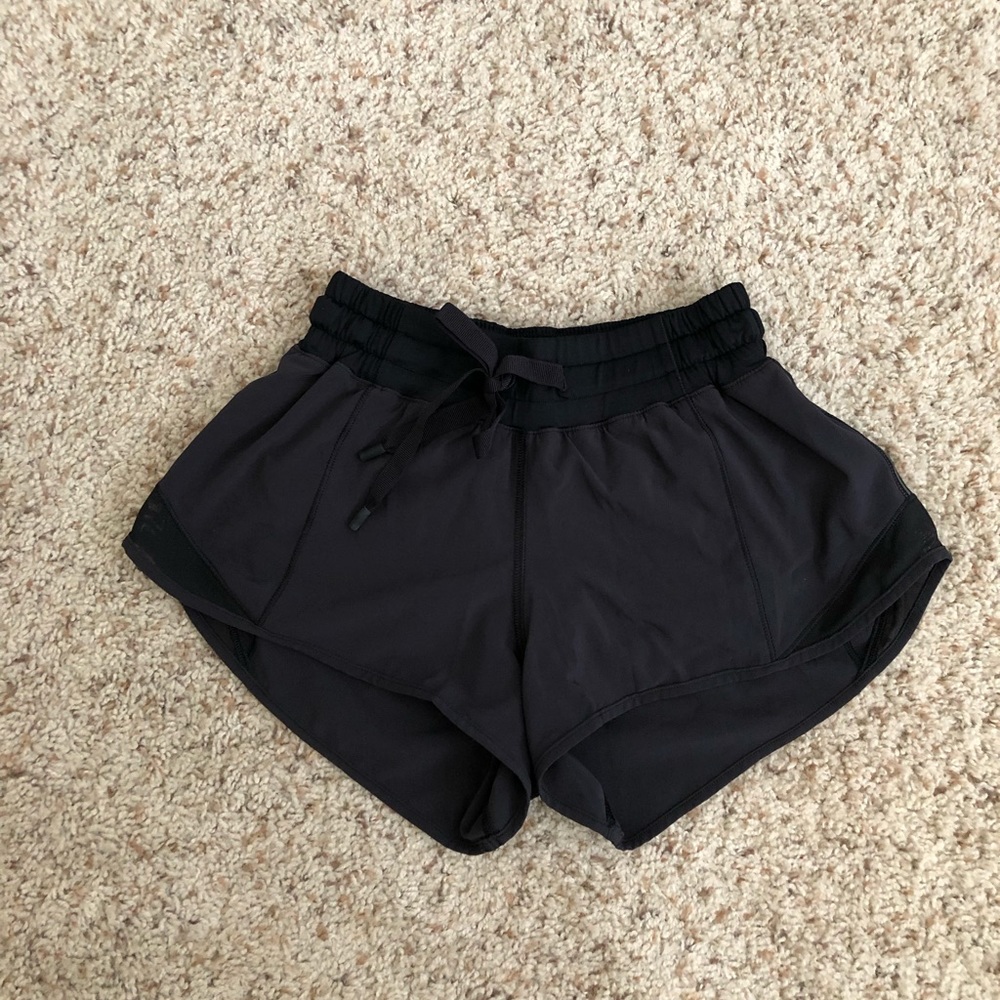 Lululemon - Hotty Hot Short - Black - Size 2